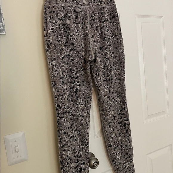 Athleta salutation jogger size medium textured women’s - Picture 5 of 5